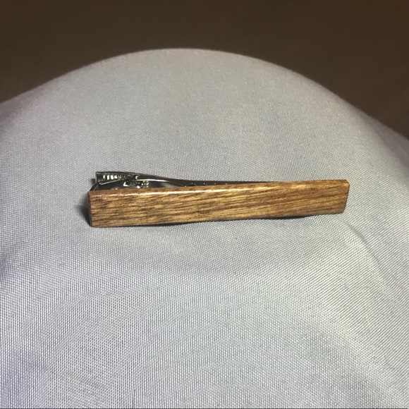 Mahogany Tie Bar - Picture 1 of 4